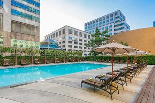Holiday Inn Silom Bangkok