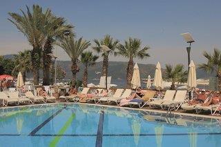 Hotel Cettia Beach Resort