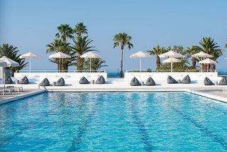 Kassandra Palace