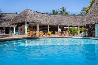Travellers Beach & Club
