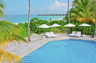 Safari Island Resort