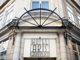 Aris Grand Place Hotel