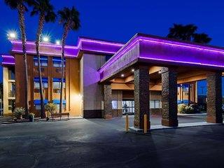 Best Western Mc Carran Inn