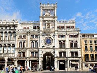 Suites Torre Dell Orologio