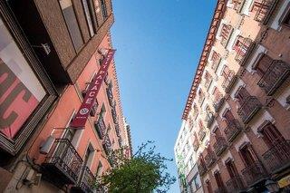 Petit Palace Tres Cruces