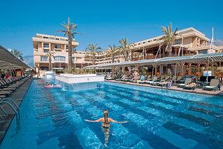 Hotel Crystal Deluxe Resort & Spa
