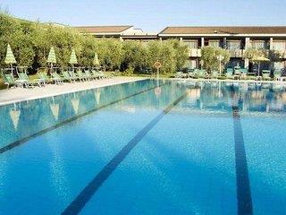 Royal & Suites Garda