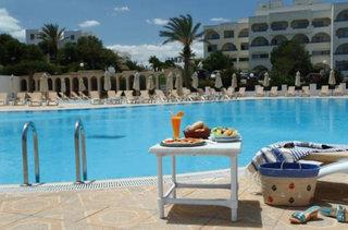 Meder Resort + Pflichtausflug