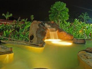 Volcano Lodge
