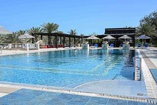 Hotel Al Hamra Palace