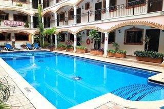 Playa del Carmen Hotel