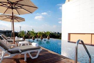 Hotel The Patra