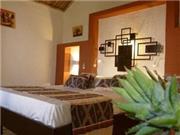 Senegal, Hotel Bougainvillees