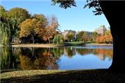 New England, Hotel Marlowe