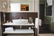Marken, Hotel Universal