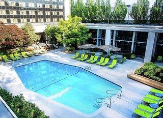 Hotel Doubletree & Lloyd Center Portland