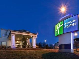 Holiday Inn Express Hotel & Suites - USA - Illinois & Wisconsin